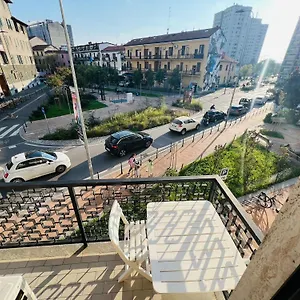 Gigli, Con Cucina In Comune E Terrazza Milano